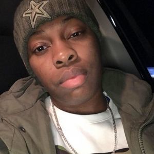 Meet your Posher, Lenora